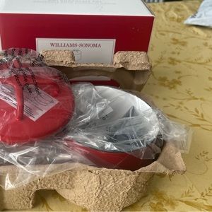 NIB William and Sonoma Dansk 1 Quart Pot w/ Lid with teak wood handle